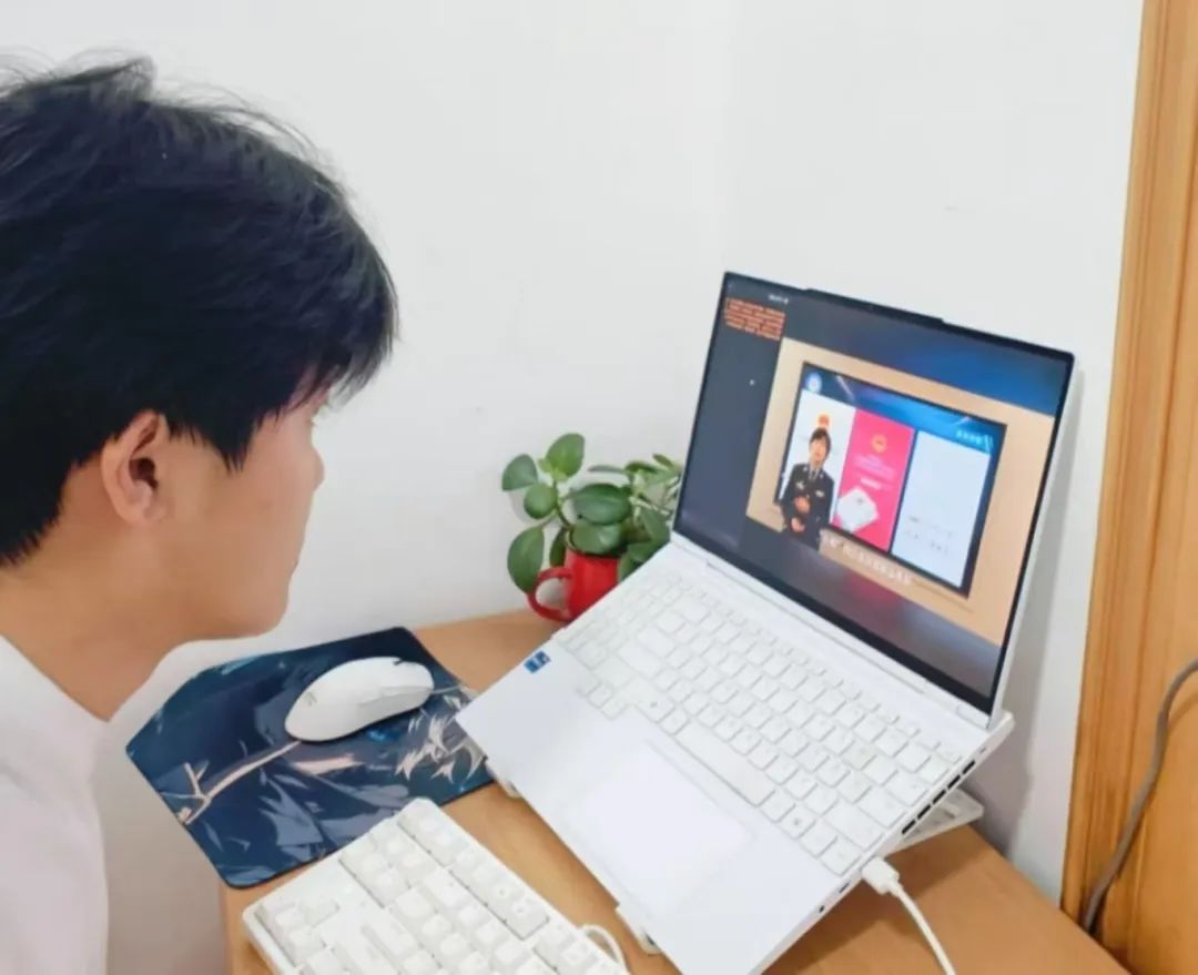 我校組織全體大學生觀看線上網絡防詐騙知識講座