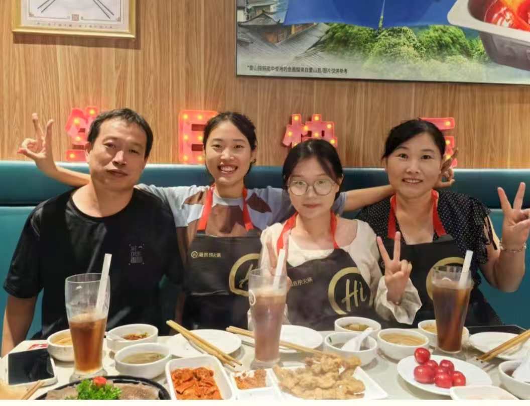 保理特色寒假作業(第一期)| 全家福大片,溫暖來襲~