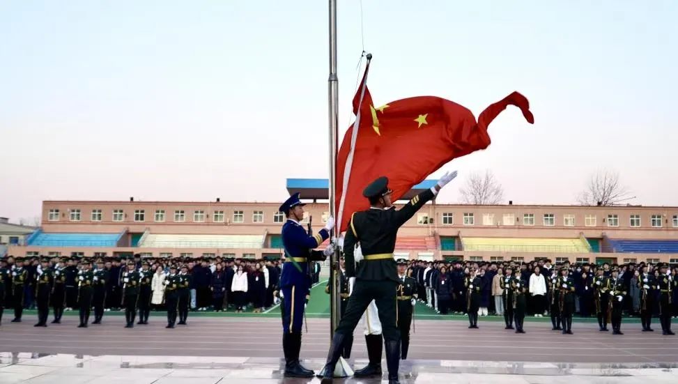 啟航新學期,奮進新時代 | 保定理工學院新學期升旗儀式圓滿舉行