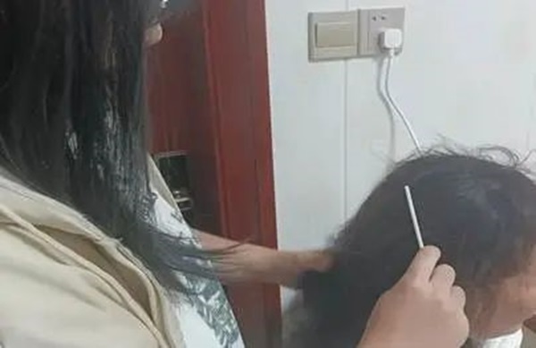 孝老愛親(六)|保定理工學(xué)院|管理學(xué)院|孝老之行踐于微，愛親之情暖人心