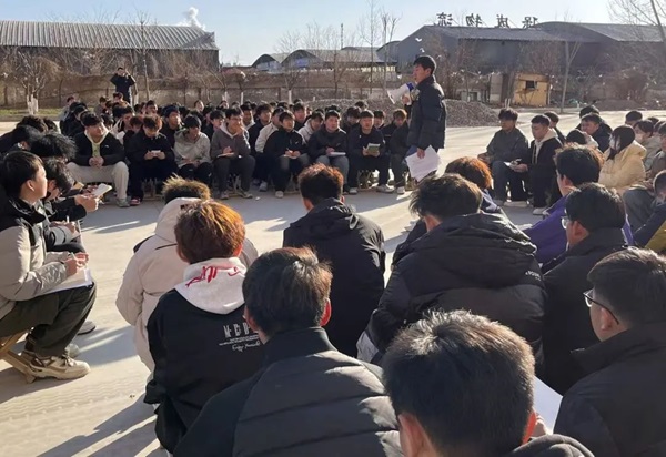 歡迎回家|保定理工學院|管理學院|歡迎回家同筑夢，攜手新程共揚帆