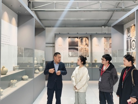 保定理工學院與大宋定瓷共商實習基地深度合作方案—校企攜手探索傳統文化傳承與創新路徑