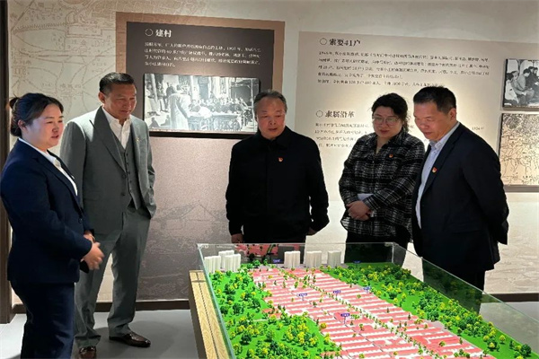 保定理工學(xué)院經(jīng)濟(jì)學(xué)院與東小莊村黨建聯(lián)建共建簽約暨大學(xué)生志愿服務(wù)社會(huì)實(shí)踐基地啟動(dòng)儀式圓滿舉行