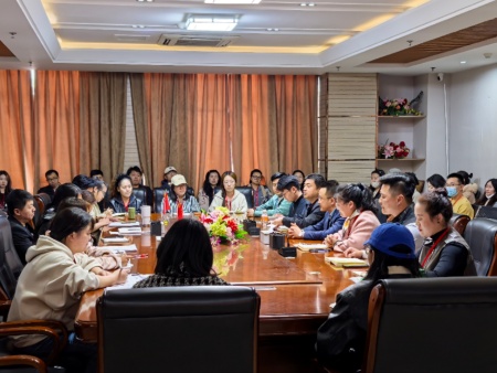 春風化雨送關懷 聚力賦能啟新程 ——保定理工學院校長深入藝術學院調研指導