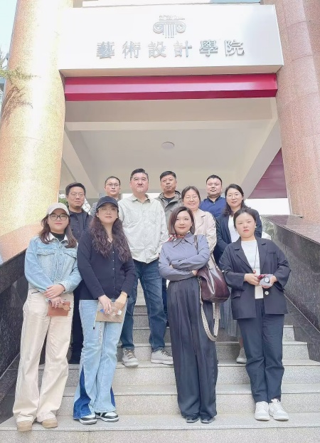 借他山之石琢玉，融兩校之長育英 ——保定理工學(xué)院藝術(shù)學(xué)院赴鄭州西亞斯學(xué)院考察交流