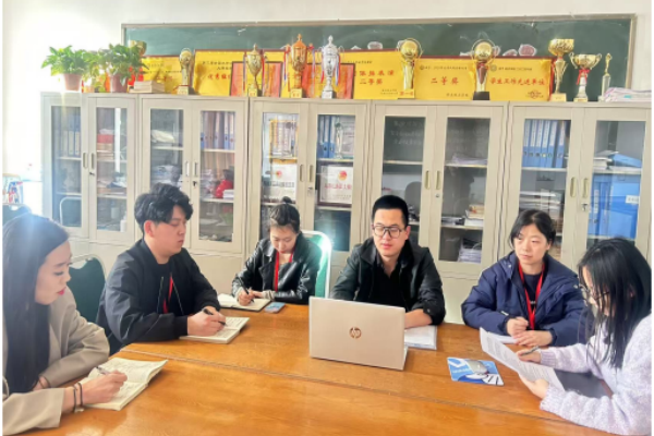 守護心靈，健康成長——保定理工學院經濟學院成功舉辦輔導員心理危機干預培訓會