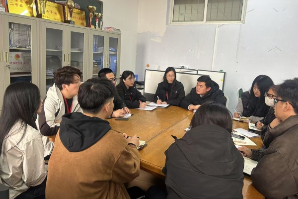 主題班會的創(chuàng)新設(shè)計與組織實施技巧的培訓(xùn)會