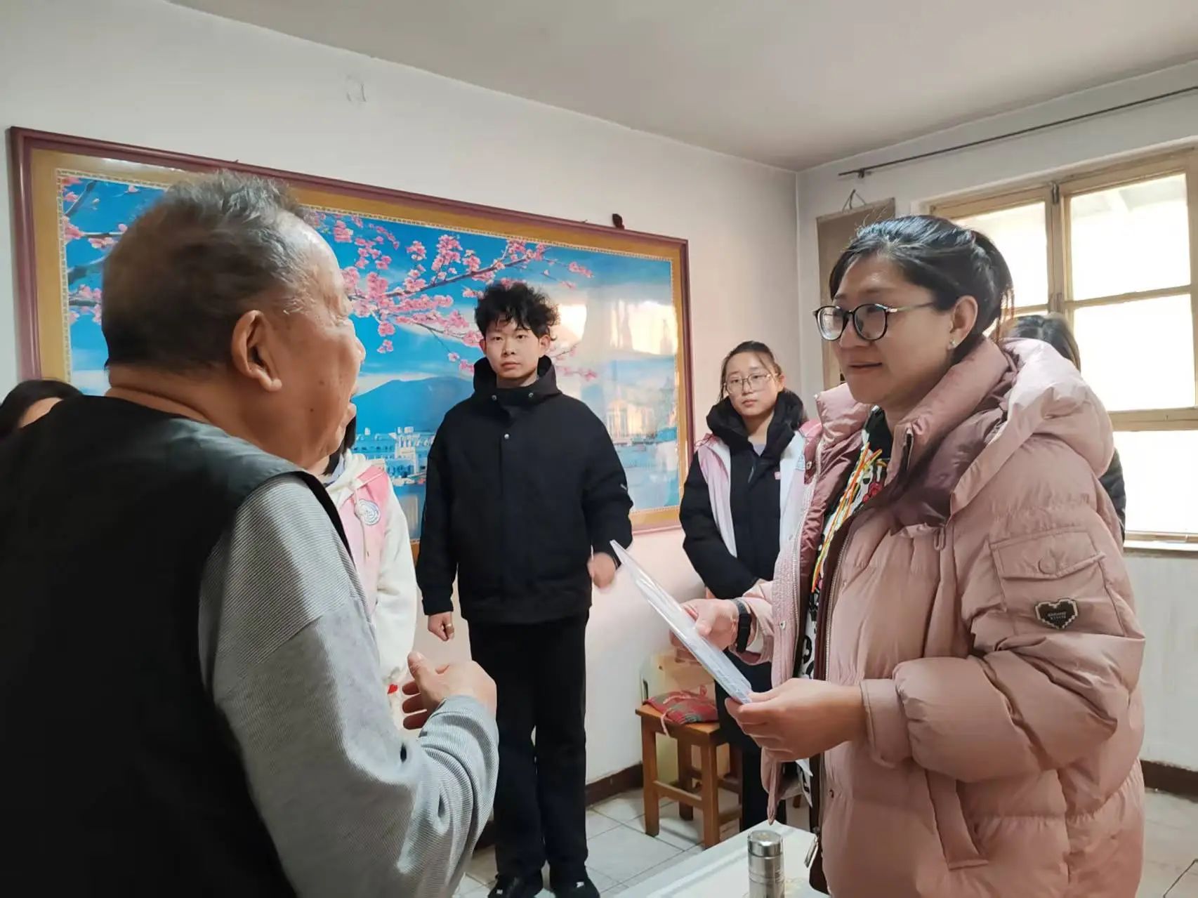 沐雷鋒之光，踐志愿之行