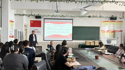 外國語學院開展總體國家安全觀專題學習活動