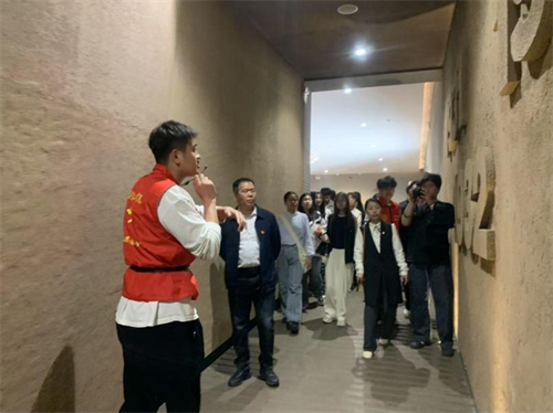 傳承紅色基因，勇做時代新人