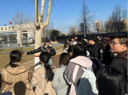 校園綠意探秘 實踐賦能成長 藝術學院環境設計專業《景觀植物學》校園考察