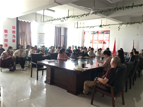 外國語學院召開教師座談會 共探教學創新與質量提升