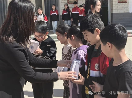 晉察冀革命精神宣講，用英語講好中國故事