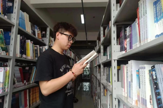 國家獎學(xué)金獲得者風(fēng)采展示——佟喆