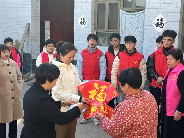 寒假社會(huì)實(shí)踐紀(jì)實(shí)（八）|保定理工學(xué)院|管理學(xué)院|送物資送關(guān)懷，暖人心暖寒冬