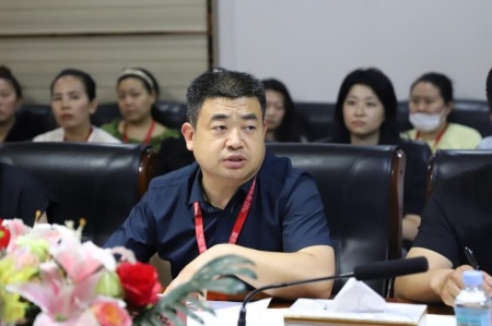 藝術(shù)學院舉辦專家座談會 聚焦學院建設(shè) 共繪發(fā)展藍圖