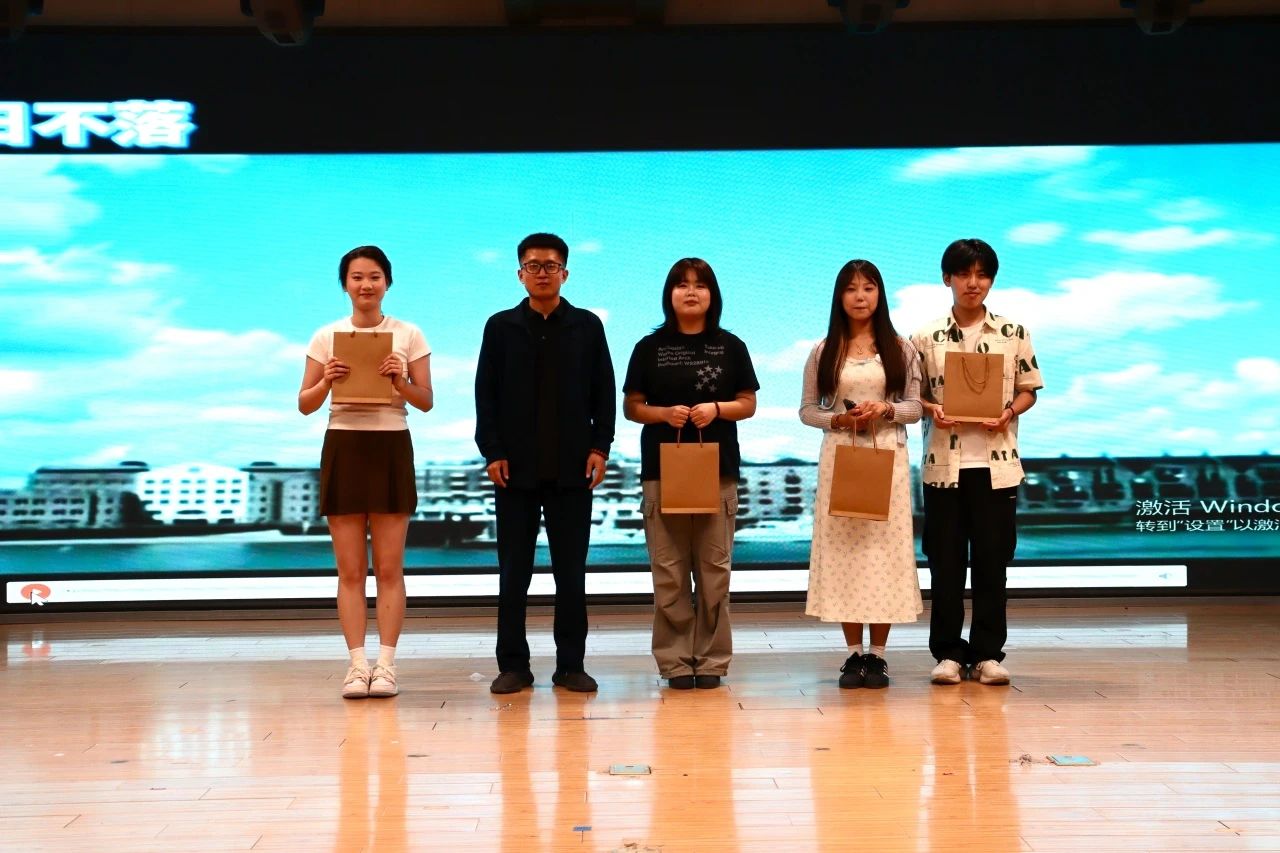 保定理工學(xué)院||教育學(xué)院||“花始盛開，舞育躍遷”第二屆啦啦操大賽決賽圓滿結(jié)束！