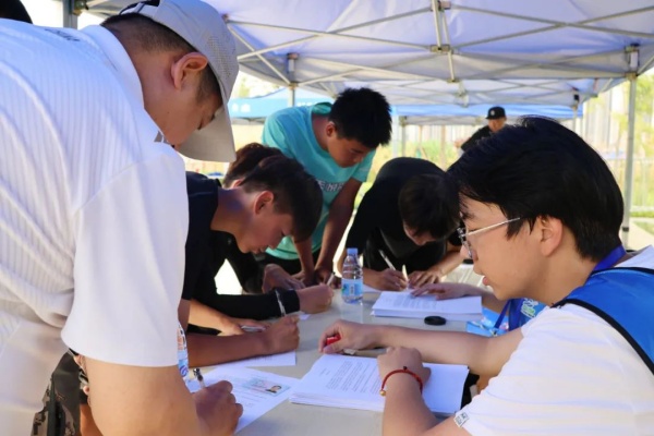 以青春之名，為賽事護航——我院志愿者參與首屆全國槳板球錦標賽志愿服務工作