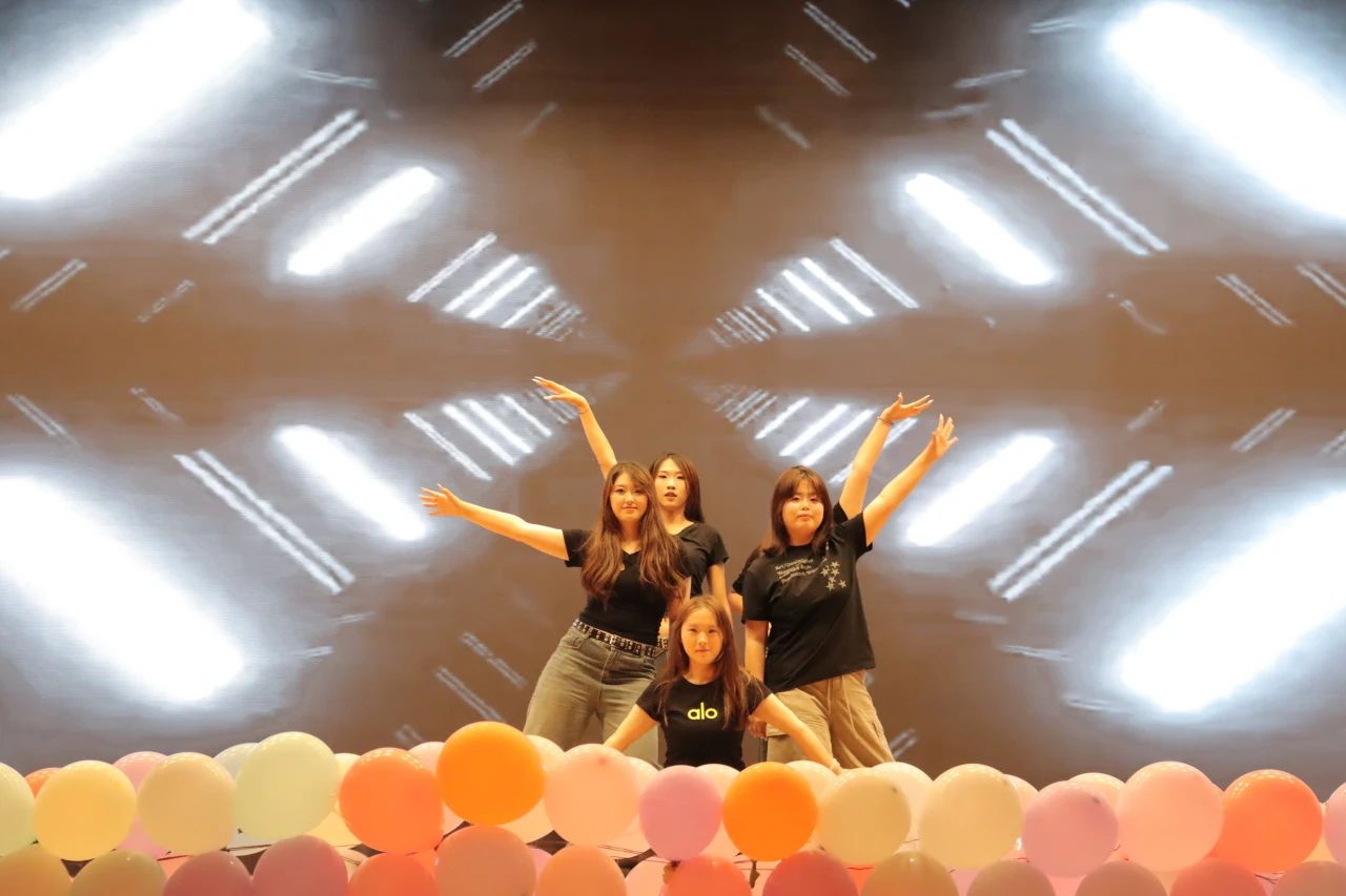 保定理工學院‖教育學院‖教育學院2025屆“墨韻育桃李 師心照遠方”畢業典禮暨畢業晚會