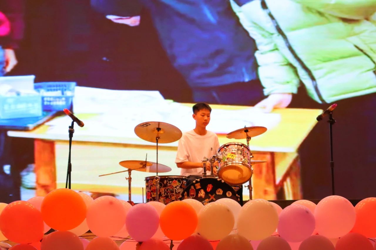 保定理工學院‖教育學院‖教育學院2025屆“墨韻育桃李 師心照遠方”畢業典禮暨畢業晚會