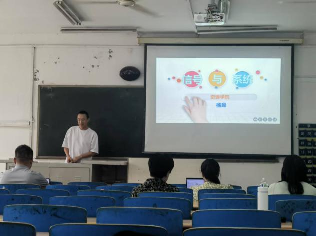 砥礪奮進展風采，凝“新”聚力向未來——學院成功舉辦新教師試講活動