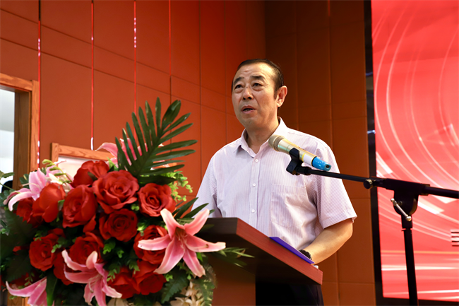 保定理工學院召開2025年暑期培訓總結表彰大會