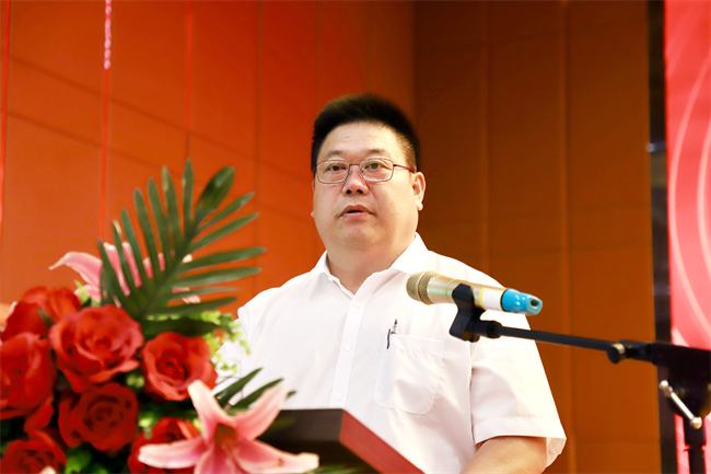 保定理工學院召開2025年暑期培訓總結表彰大會