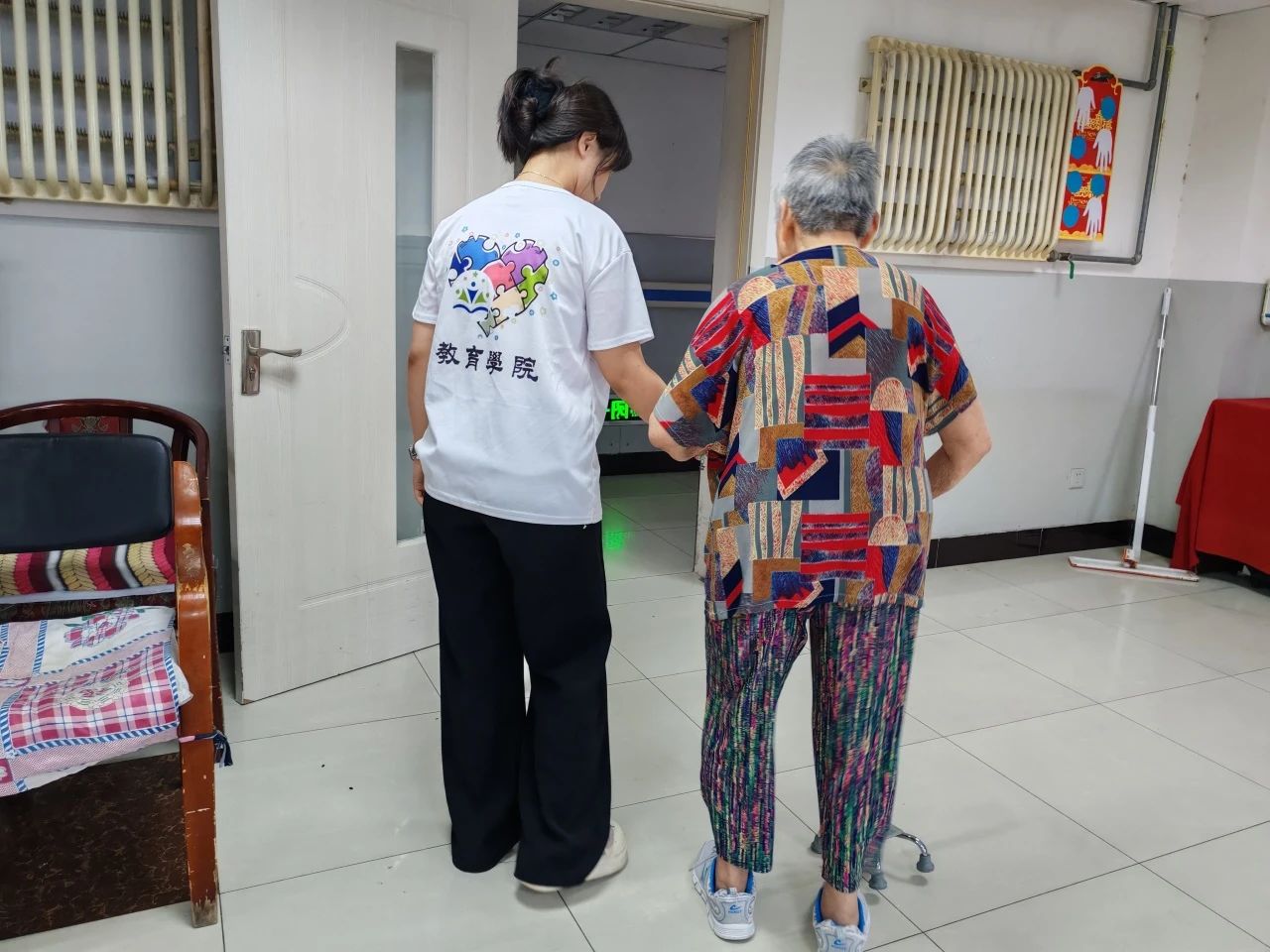 暑期社會活動實踐（四）：青春暖夕陽，實踐綻芳華