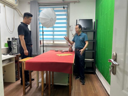 保定理工學院藝術學院 積極訪企拓崗為學生開拓就業渠道