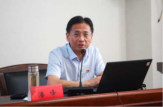 保定理工學院組織優秀黨員代表赴紅旗渠精神培訓基地學習