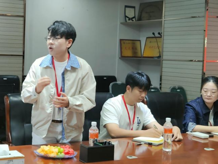 家校攜手育英才 同心筑夢向未來——保定理工學院藝術學院成功召開新生家長座談會