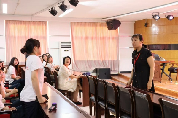 【學展新篇，逐夢經院】筑夢新起點，啟航新征程——財務管理專業2025級新生入學教育圓滿舉行