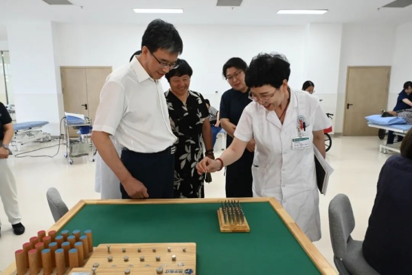 深化校企合作，共育康養人才——保定理工學院與東籬養老集團實習基地攜手共筑康復醫學實踐新橋梁