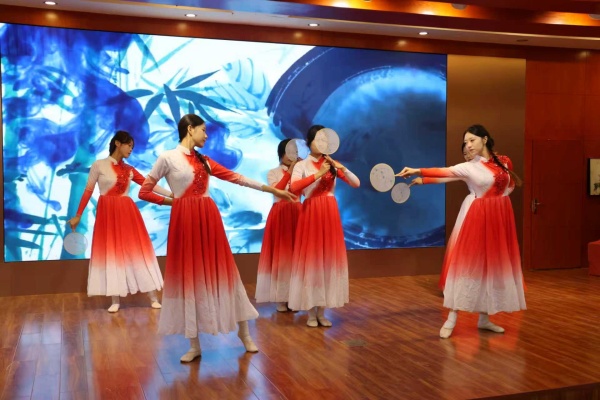 青春繪夢國慶，警禮鑄心家國——我院受邀參加“以警之禮 致敬祖國”迎國慶主題文藝匯演活動