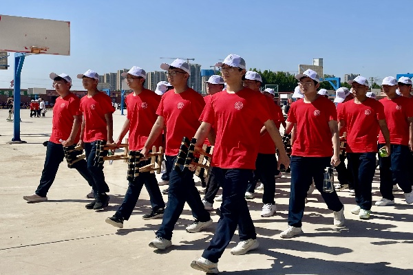 汗水淬煉青春，蛻變彰顯擔當——保定理工學院康復醫學院新生軍訓變化(上)