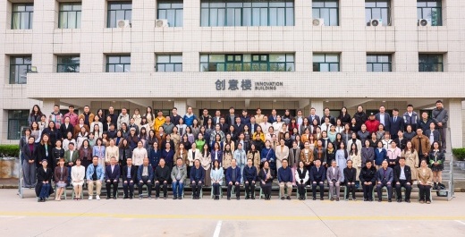 赴長安探智媒新徑 融藝科育創作英才 藝術學院教師深耕AIGC時代藝術傳媒教育新路徑?