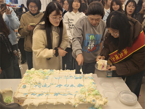 薪火傳學術?對話啟職途