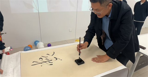 薪火傳學術?對話啟職途