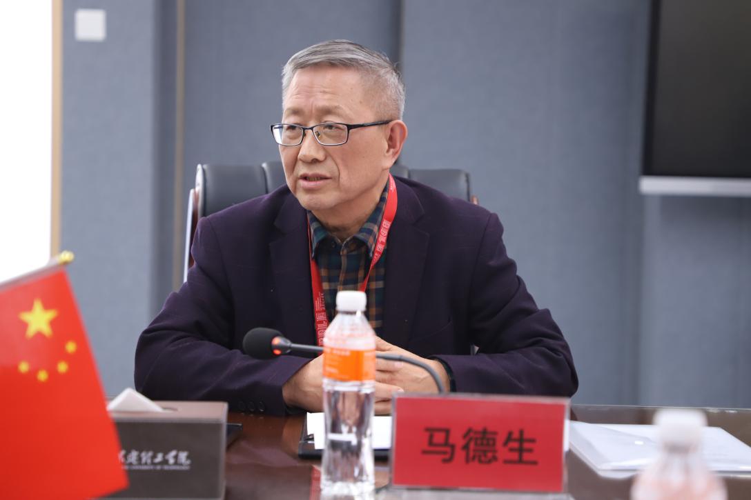 將黨的二十屆四中全會精神融入思政課校領導參加馬克思主義學院集體備課會暨調研座談會