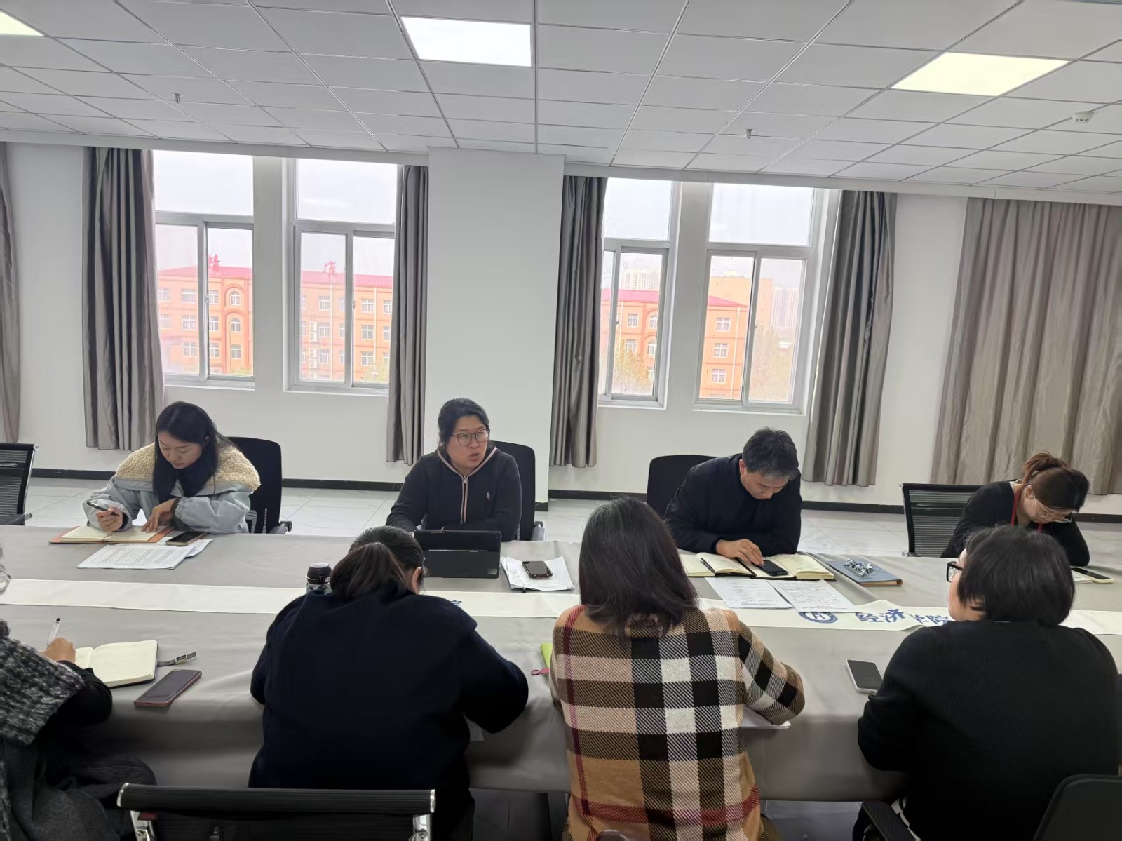 【評促提升，共謀發展】對標整改抓落實，全力攻堅促提升——經濟學院召開診斷性評估工作推進會