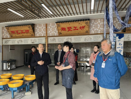 校企聚力謀發展 攜手并肩育英才 ——國際在線與保定理工學院共繪合作新藍圖