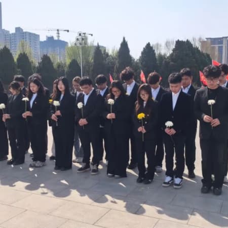 “致敬革命先烈，讓信仰之光在清明閃耀”