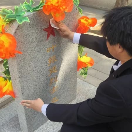 “致敬革命先烈，讓信仰之光在清明閃耀”